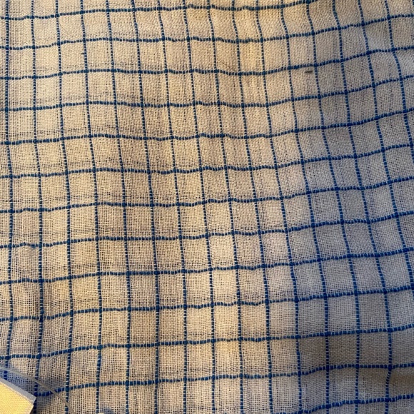 NWT GAP lightweight Scarf - Picture 2 of 3